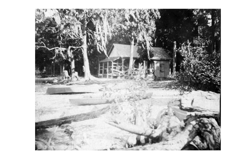 A house on the edge of Lake Waccamaw in Columbus County, North Carolina, 1913